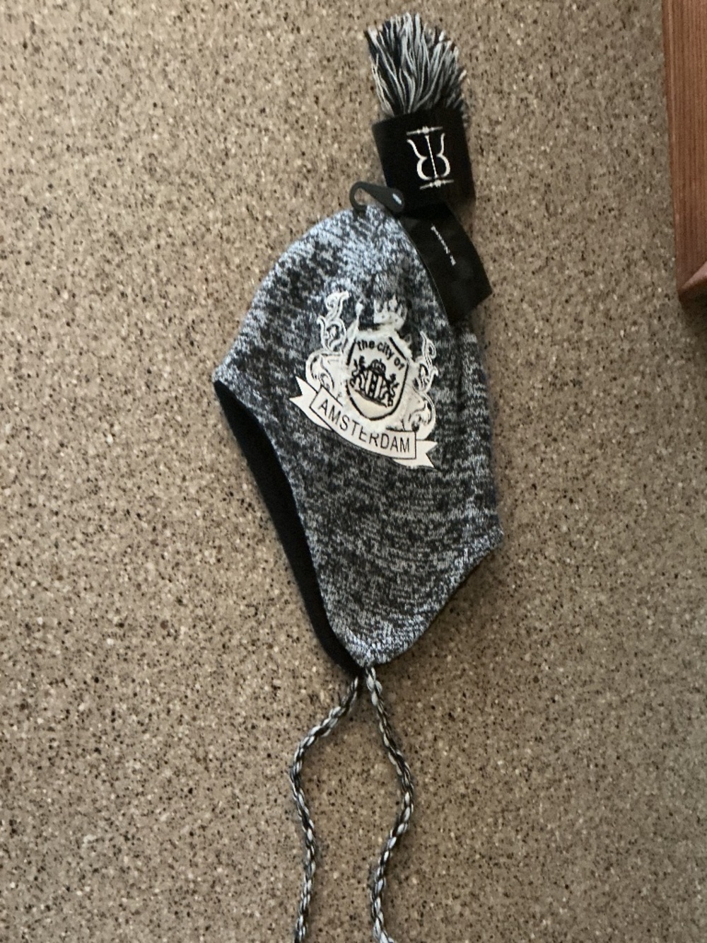 Retro Made fleece winter trapper hat Amsterdam Crest